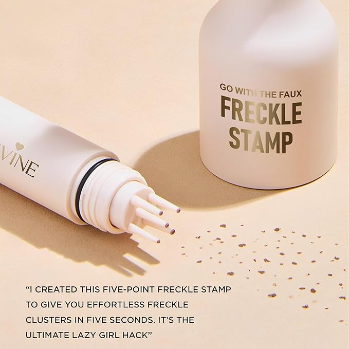 Freckle Stamp Pen,Fake Freckles Stain Marker Pencil Tool for Natural and Lifelike Sunkissed Face Freckle Makeup for Waterproof and Long-Lasting,Quick Dry 5-Point Faux Freckle Stamp Cushion, 01 Light