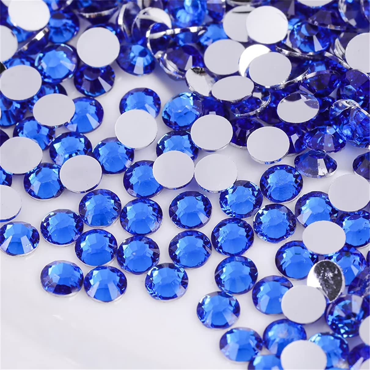 1000 Pieces SS20 5mm Flatback Rhinestones Clear Glass Round Gems Crystals for Nail Art DIY Crafts Clothes Shoes Bags （Sapphire）