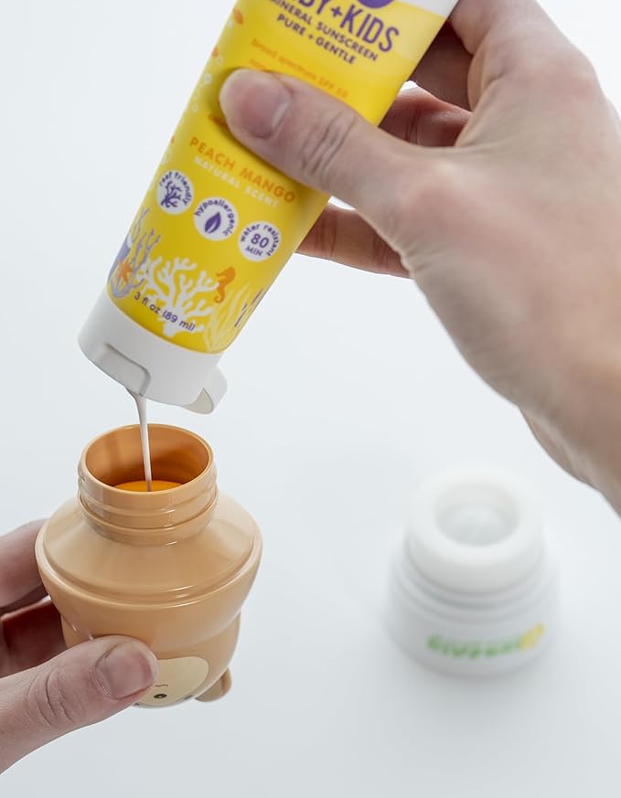 YAYA ORGANICS Sun-Easy Sunscreen Applicator, Refillable Roll-On with Sponge for Kids and Babies, Fun, Fast and Mess-Free application, Holds 100 ml, Bear/Blue Cap