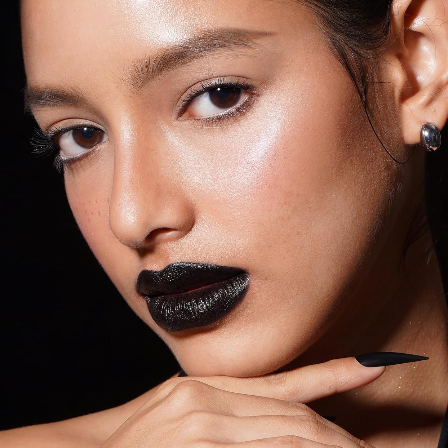 Oulac Black Lipstick for Women, Halloween Matte Lipsticks, Full Coverage Lip Color, Satin Matte Finish, Cream Texture, Hydrating, Infused with Hyaluronic Acid, Vegan & Clean Beauty 4g SG16